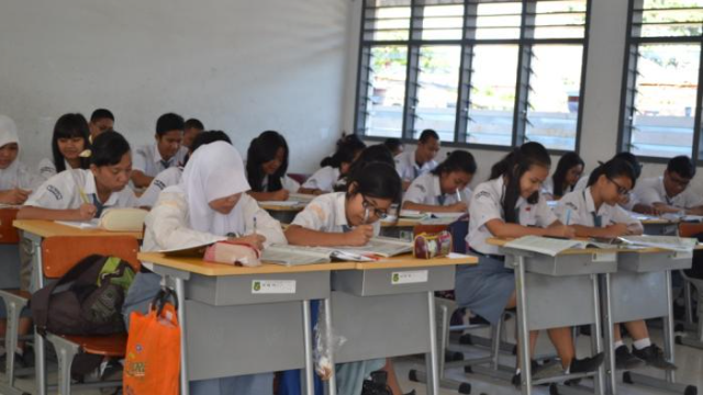 Tutorial untuk Mencari Tempat Magang Bagi Anak SMA